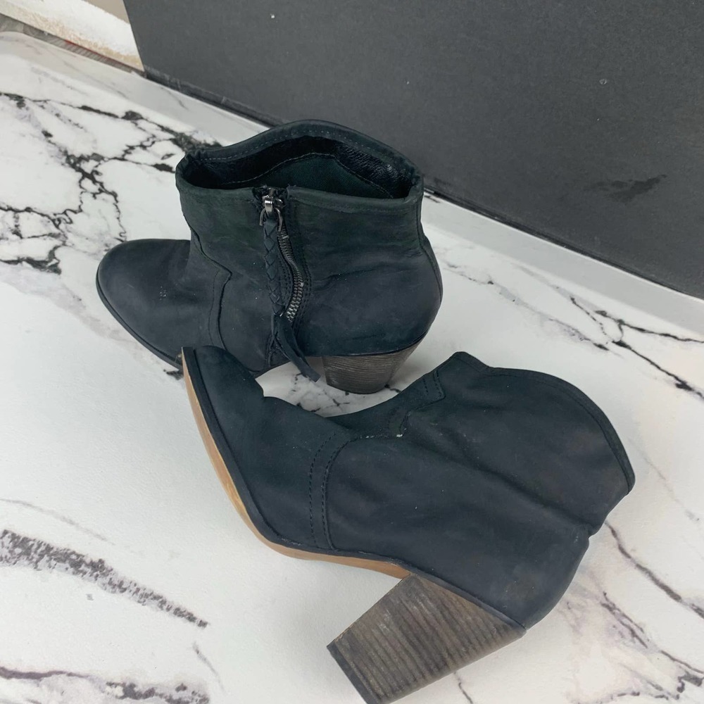 Aldo Black Duster Ankle Booties Zip Size Heeled Boots 8.5 - Picture 6 of 6